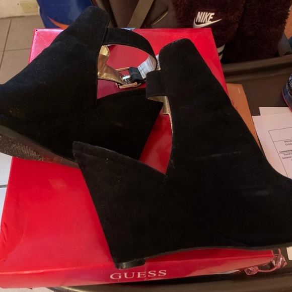 Platforms - Picture 5 of 5